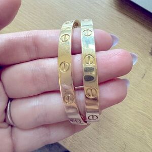 Cartier love bracelet YG